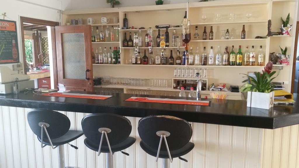 Pissouriana Hotel Apartments Bagian luar foto