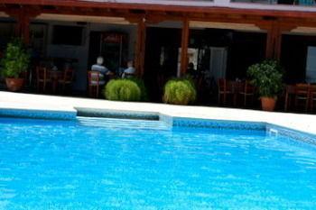 Pissouriana Hotel Apartments Bagian luar foto